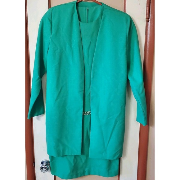 Jessica Howard Dresses & Skirts - Jessica Howard Petite Women's 2 Piece Dress with Jacket Silver Size 6